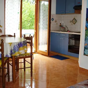 Gasthuis Apartments&rooms Suzana, Kršan
